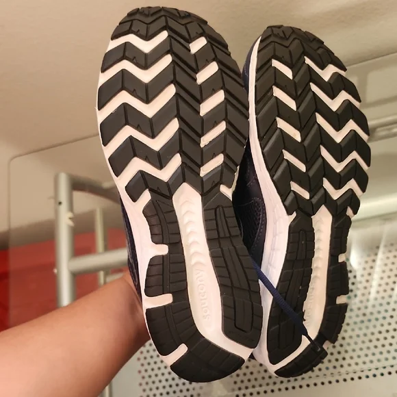 Saucony COHESION 10 Dark Blue and Silver Athletic Sneakers - Picture 8 of 9